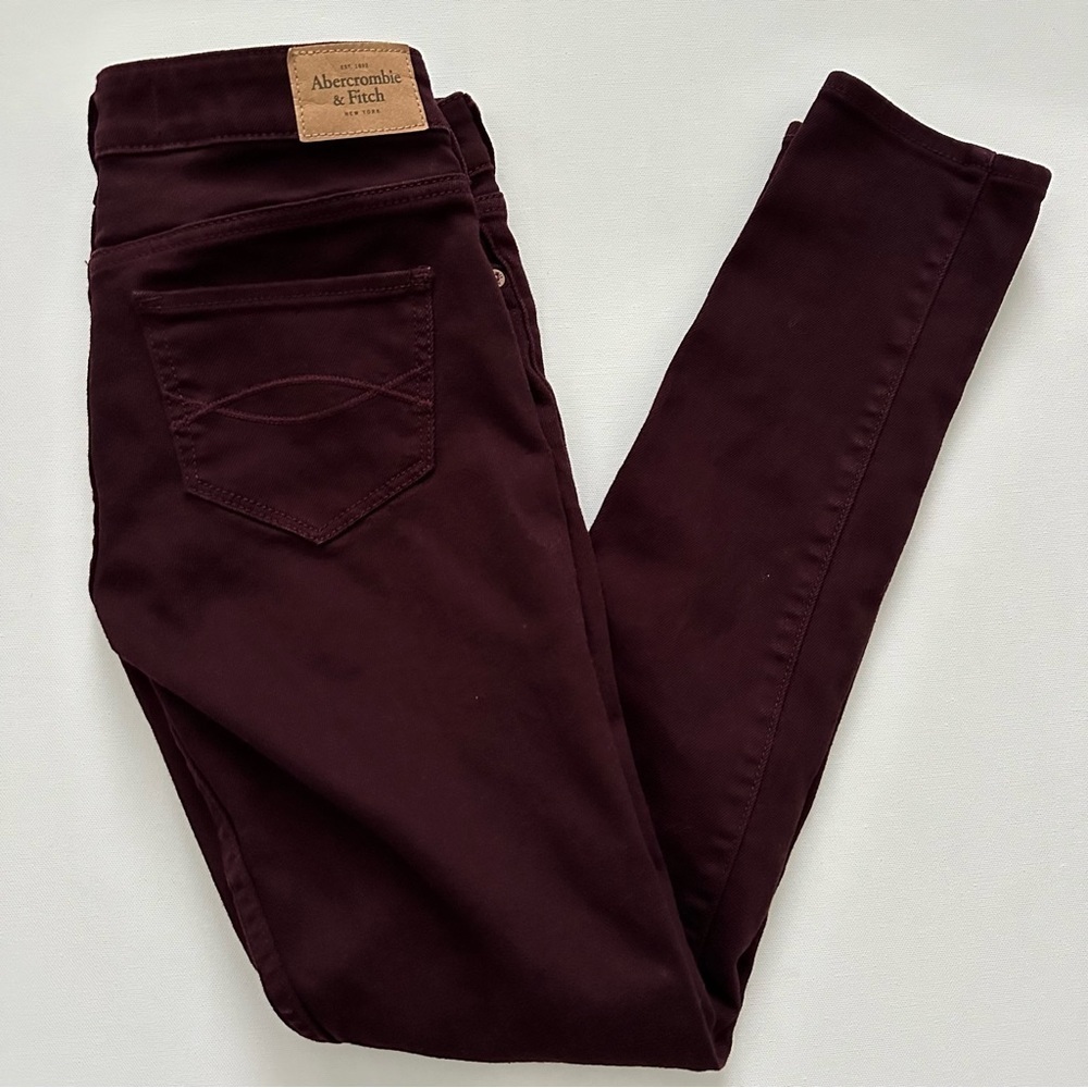 Abercrombie Women’s Low Rise Skinny Jeans Size 25